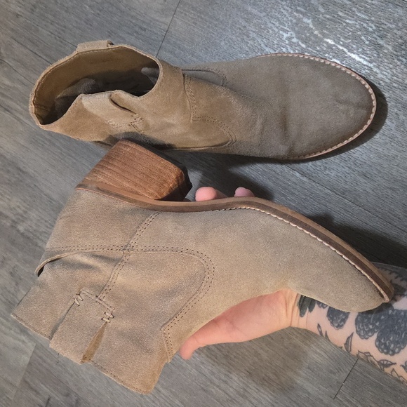 Dolce Vita • Tan Suede Ankle Boots - Picture 8 of 12